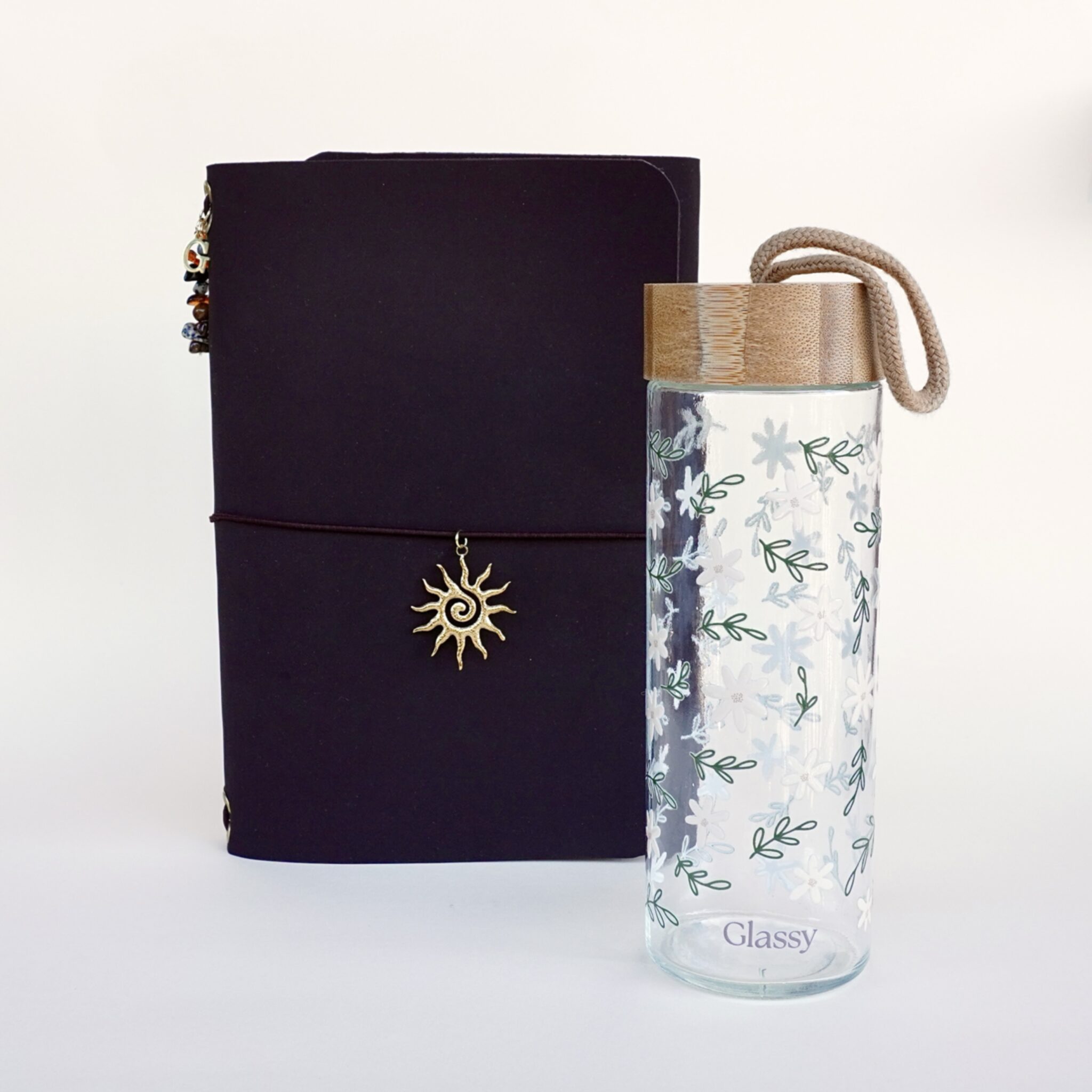 Pack · Libreta Mía + Botella Cristal